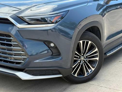 Storm 2025 Toyota Grand Highlander Hybrid MAX