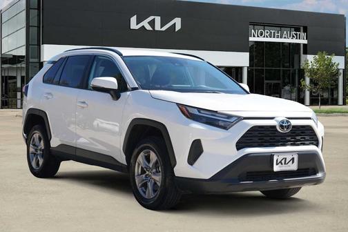 Ice 2025 Toyota RAV4 XLE