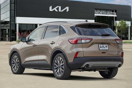 2020 Ford Escape Titanium Hybrid