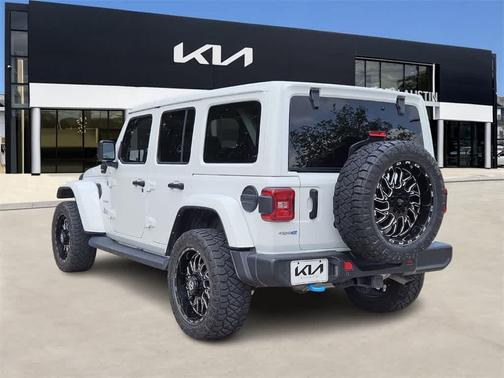 2022 Jeep Wrangler Unlimited 4xe Sahara
