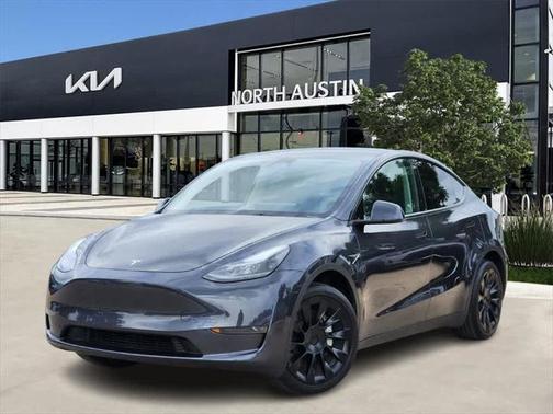 2024 Tesla Model Y Base