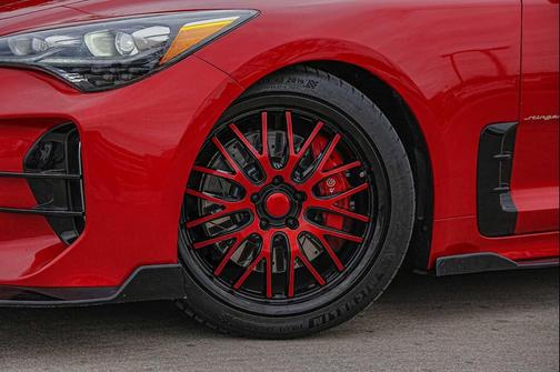 2019 Kia Stinger GT2