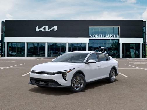 White 2026 Kia K4 LX