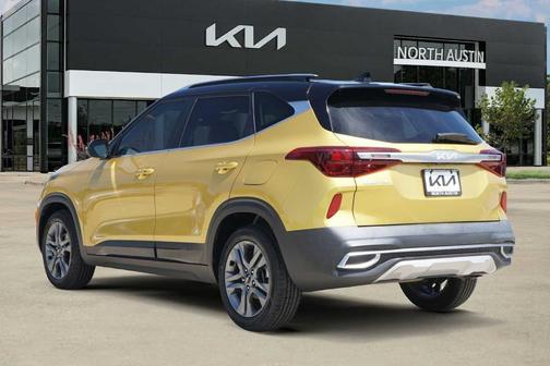 Starbright Yellow / Black Roof 2023 Kia Seltos S