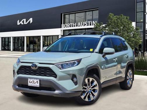2021 Toyota RAV4 XLE Premium