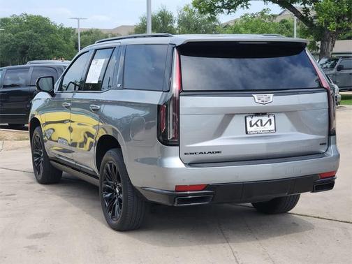 2023 Cadillac Escalade Sport Platinum