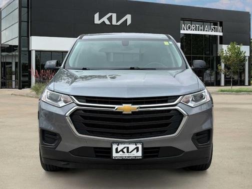 Satin Steel Metallic 2020 Chevrolet Traverse LS
