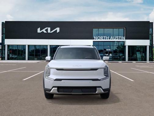 2026 Kia EV9 Light Long Range