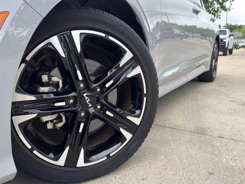 Wolf Gray 2023 Kia K5 GT-Line