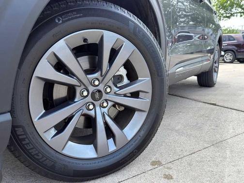 Carbonized Gray Metallic 2024 Ford Explorer XLT
