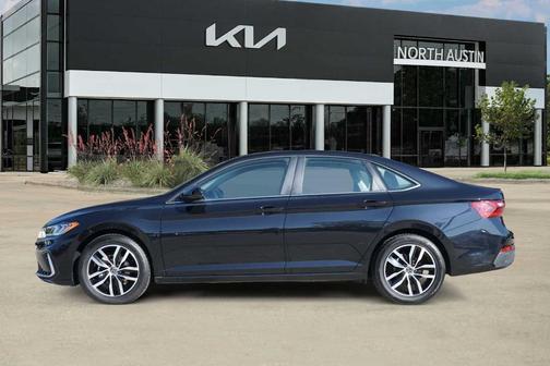 Deep Black Pearl Effect 2025 Volkswagen Jetta 1.5T SE
