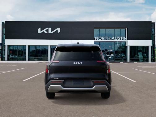 2026 Kia EV9 Light Long Range