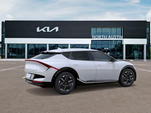 Glacial White Pearl 2026 Kia EV6 Wind