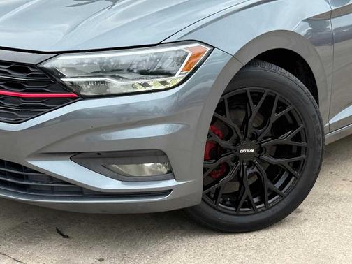 Platinum Gray Metallic 2019 Volkswagen Jetta 1.4T S