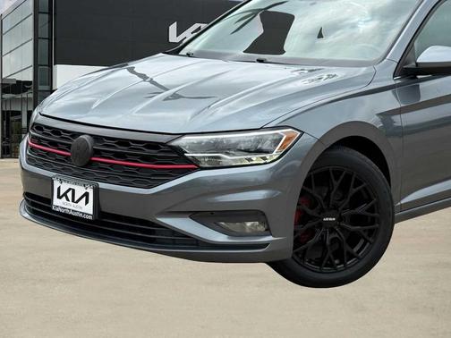 Platinum Gray Metallic 2019 Volkswagen Jetta 1.4T S