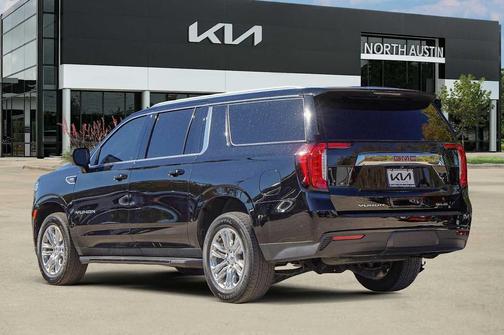2022 GMC Yukon XL SLE