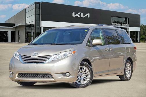 2015 Toyota Sienna XLE