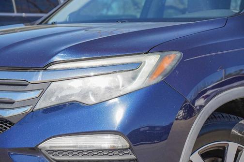 2017 Honda Pilot EX-L w/ Navigation