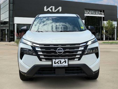 Glacier White 2024 Nissan Rogue S