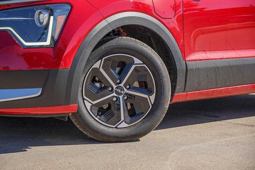 2025 Kia Niro Plug-In Hybrid EX