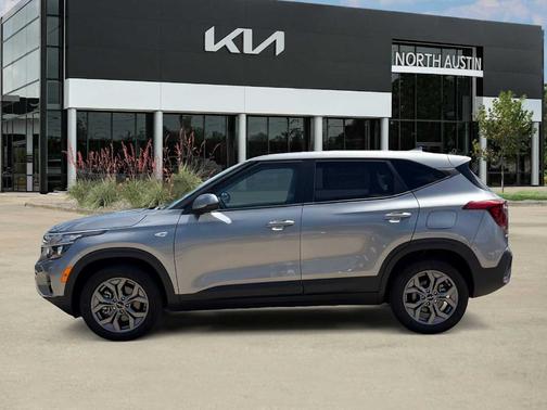 Steel Gray 2024 Kia Seltos LX