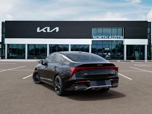 Aurora Black Pearl 2026 Kia K5 GT-Line