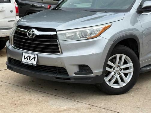 2015 Toyota Highlander LE