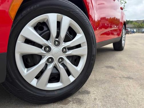 Inferno Red 2024 Kia Soul LX