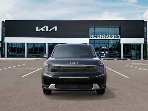 2026 Kia EV9 Light Short Range