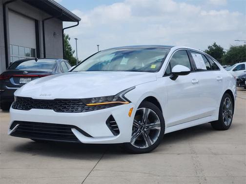 2024 Kia K5 EX