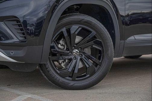 2022 Volkswagen Atlas 3.6L SE w/Technology