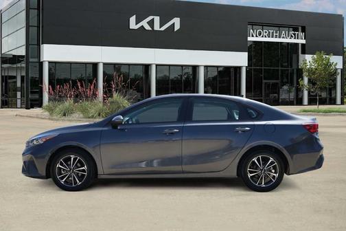Gravity Gray 2024 Kia Forte LXS