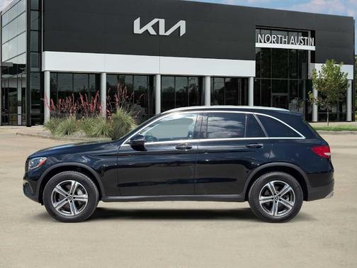 2018 Mercedes-Benz GLC 300 Base 4MATIC