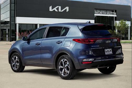 2022 Kia Sportage LX