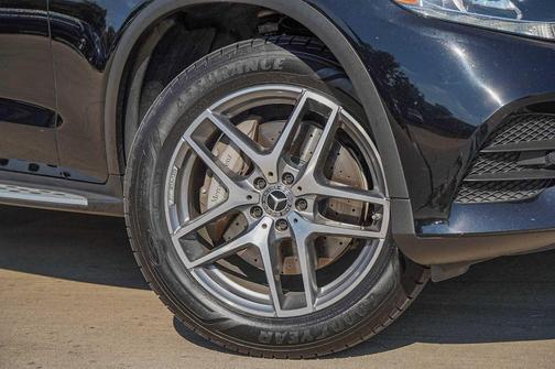 2018 Mercedes-Benz GLC 300 Base
