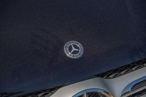 2018 Mercedes-Benz GLC 300 Base