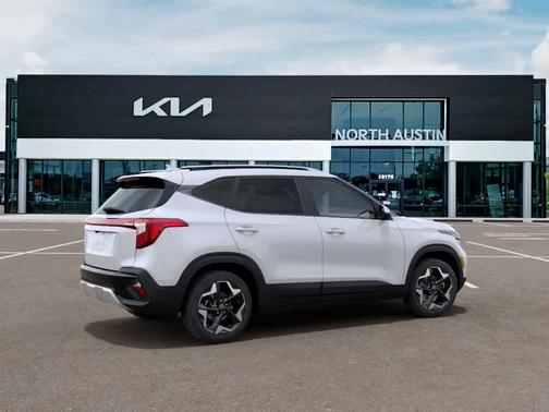 White 2026 Kia Seltos S
