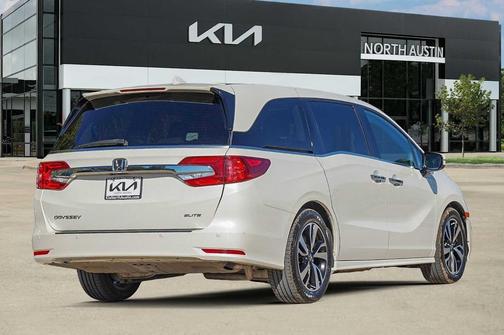 2018 Honda Odyssey Elite