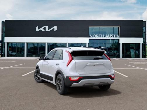 Snow White Pearl 2026 Kia Niro LX