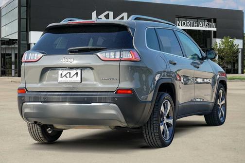 Sting Gray Clearcoat 2020 Jeep Cherokee Limited