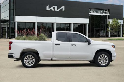 Summit White 2023 Chevrolet Silverado 1500 Custom