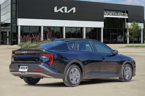 2025 Kia K4 LX