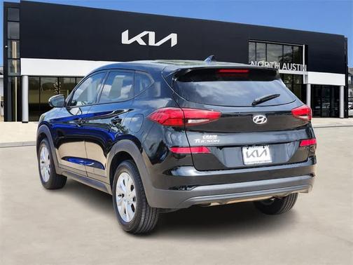 2021 Hyundai TUCSON SE