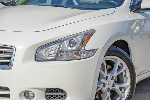 2012 Nissan Maxima SV