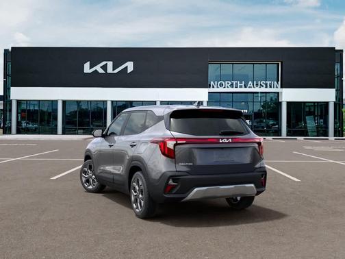 Gray 2026 Kia Seltos LX