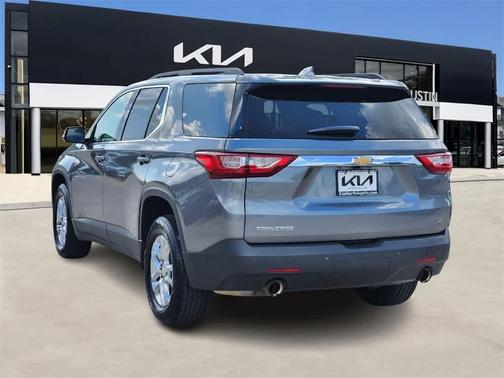 2020 Chevrolet Traverse LT Cloth