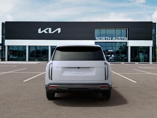 White 2027 Kia Telluride LX