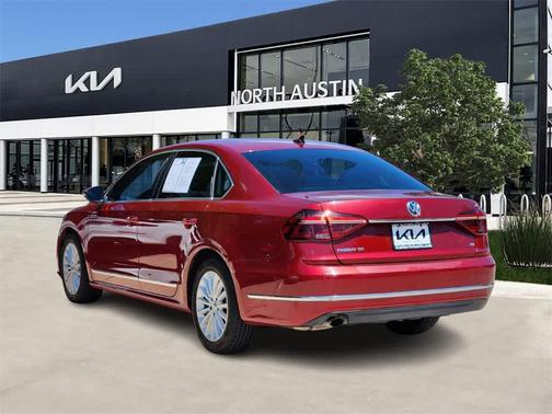 2017 Volkswagen Passat 1.8T SE