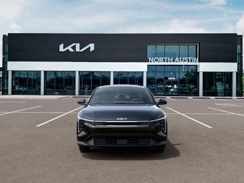 Black 2026 Kia K4 LX
