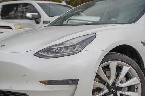 2020 Tesla Model 3 Standard Range